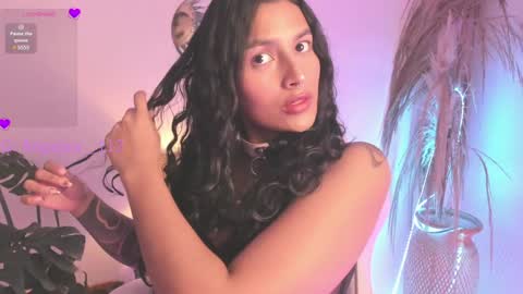 Snapshot of anngel_1 chatting on February 1, 10:23 pm Angel online show from February 1, 10:23 pm