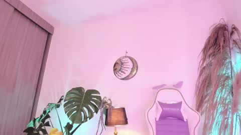 Snapshot of anngel_1 chatting on September 9, 5:23 pm Angel online show from September 9, 5:23 pm