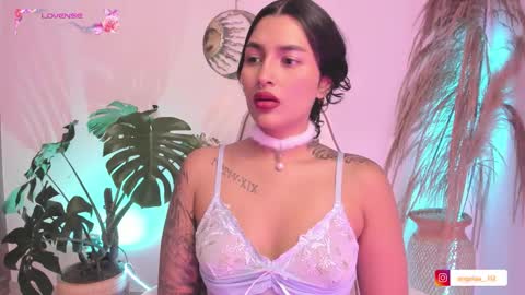 Snapshot of anngel_1 chatting on September 20, 4:19 pm Angel online show from September 20, 4:19 pm