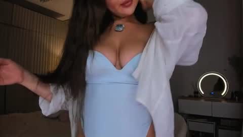 Snapshot of anni_lovely chatting on June 27, 2:49 am Annie online show from June 27, 2:49 am