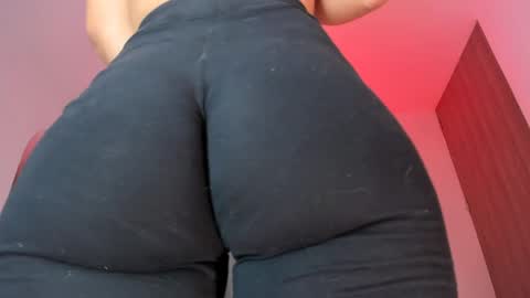 Creamy online show from April 20, 11:39 pm