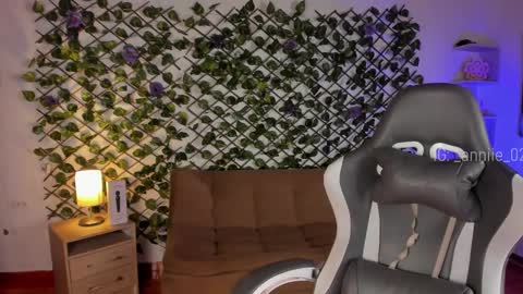 annie_barozzi online show from January 17, 1:56 pm