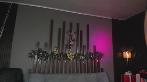 annie_barozzi online show from December 5, 1:31 pm