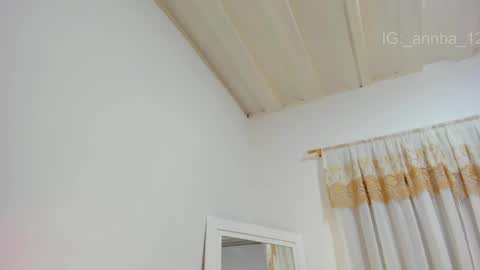 Snapshot of annie_barozzi chatting on June 6, 11:59 am annie_barozzi online show from June 6, 11:59 am