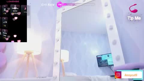 annie_cute18 online show from December 16, 10:26 pm