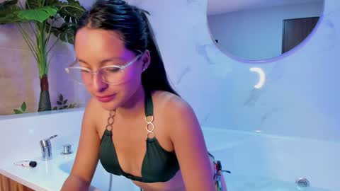   online show from January 28, 1:38 pm