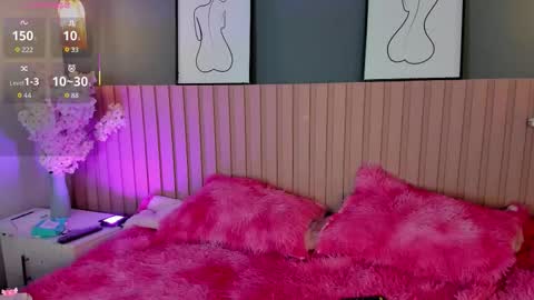   online show from September 15, 12:16 pm