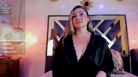 annie_vega17 online show from May 29, 1:14 am