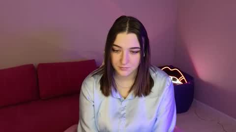 Annie online show from October 14, 1:06 am