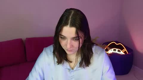 Annie online show from October 19, 1:17 am