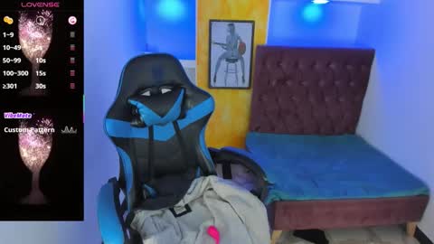 Anniee online show from November 25, 1:11 pm