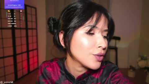 anniehillofficial_ online show from April 26, 7:22 pm