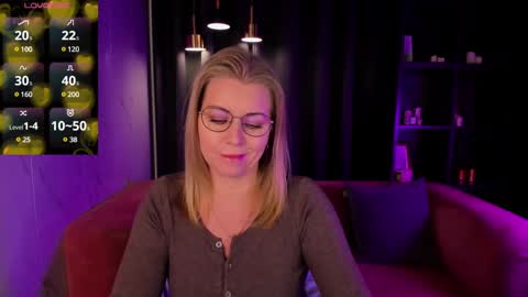 Annie online show from March 9, 5:44 am