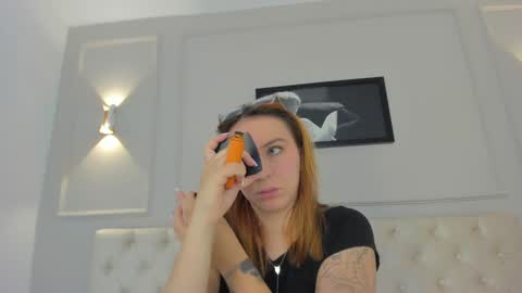 Annie online show from January 27, 11:54 am