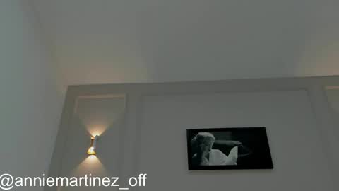 Annie online show from February 26, 11:30 am