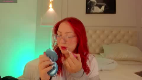 Annie online show from September 10, 12:05 pm