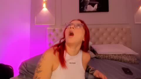 Annie online show from September 15, 12:16 pm