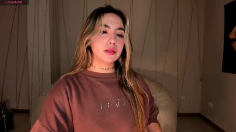 Annie Monroe online show from November 5, 11:54 am