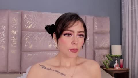 Annie online show from October 11, 11:31 am