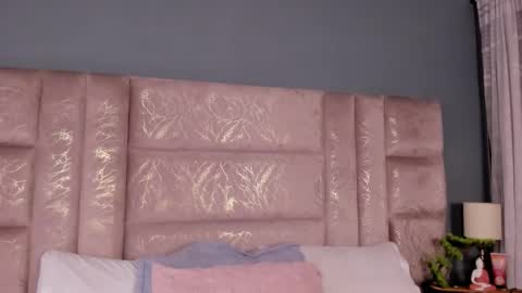 Annie online show from October 20, 11:43 am