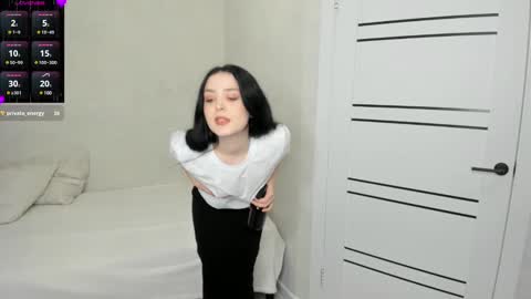 annieparson online show from February 13, 3:46 pm