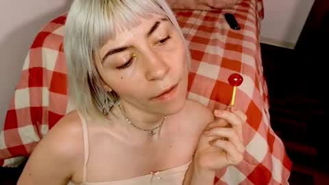 annietinky online show from November 10, 3:05 am