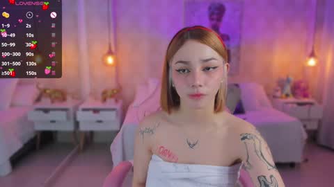 VIVIANNA online show from December 14, 6:46 am