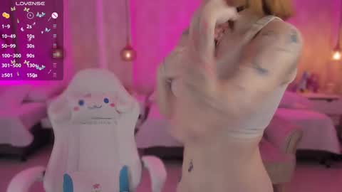 VIVIANNA online show from February 20, 10:05 am