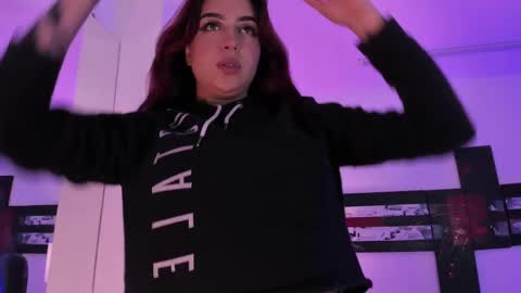 Annika online show from February 19, 6:43 pm