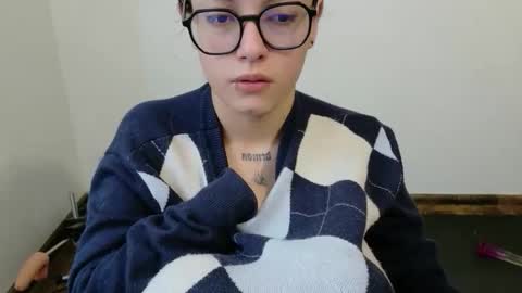 Snapshot of annittaprincess chatting on May 1, 12:21 pm Gaby 3 online show from May 1, 12:21 pm