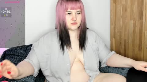 Snapshot of annnott chatting on January 22, 8:29 am Ann online show from January 22, 8:29 am