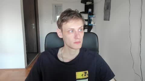    online show from November 25, 2:28 pm