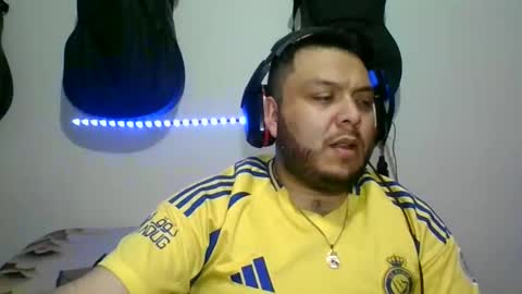 lion kennedy independent model moderator online show from October 25, 2:41 am