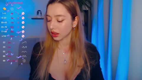 Ann online show from November 25, 11:43 am