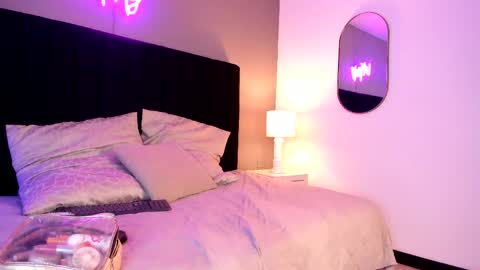 ANNY online show from March 31, 11:43 am