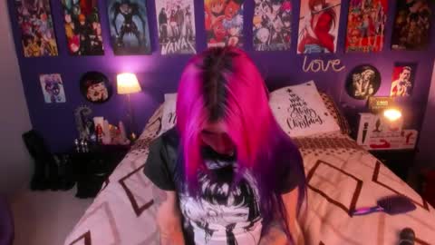      Paty     online show from December 3, 11:47 pm