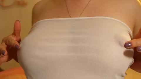 Snapshot of anny_dee chatting on October 7, 4:20 am Anny online show from October 7, 4:20 am