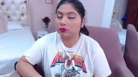 ANNY LOUIS online show from December 7, 1:36 am