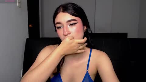 Snapshot of anny_naf chatting on February 17, 4:09 am Anny online show from February 17, 4:09 am