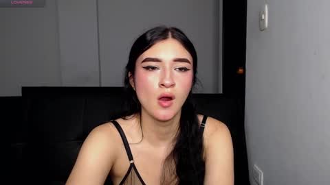 Snapshot of anny_naf chatting on February 22, 4:29 am Anny online show from February 22, 4:29 am