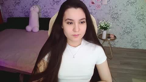 Annie online show from January 26, 11:28 am