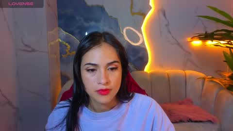 Live 1500am 2100pm COLOMBIAN HOUR online show from April 18, 12:31 pm