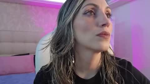 Anny online show from February 9, 11:58 am