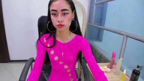 Anny online show from September 9, 2:05 pm