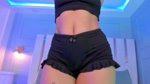 Anny  online show from October 27, 5:06 pm