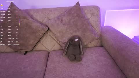 Ana online show from March 20, 1:05 pm