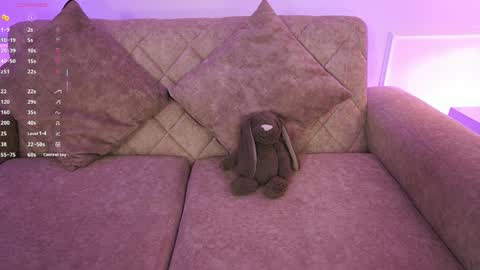 Ana online show from April 4, 11:40 am