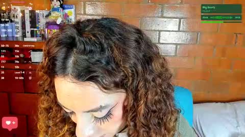 Anny  IG online show from September 29, 9:30 pm