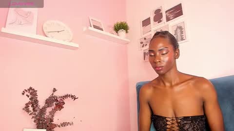 Anny  online show from December 19, 2:35 pm