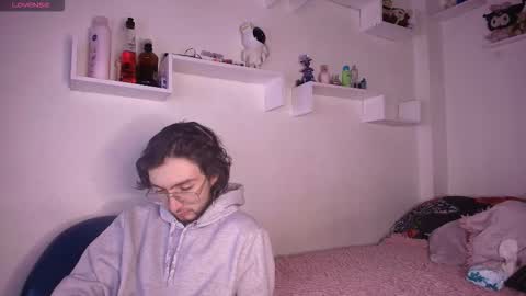 anny harris online show from December 19, 7:54 pm